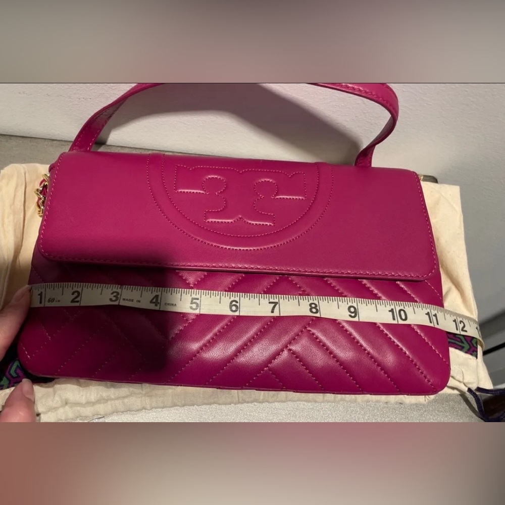 NWT Tory Burch Alexa Convertible Clutch in  Party Fuchsia 🩷 - Picture 11 of 16